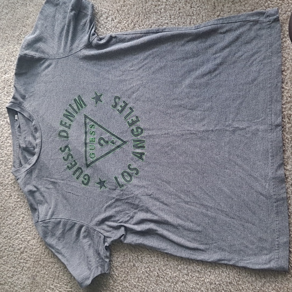 Mens large guess shirt